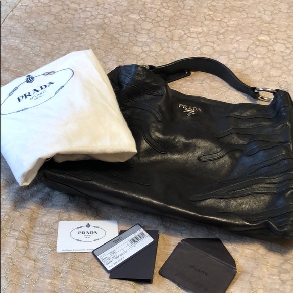 Prada Handbags - 🌟SOLD🌟 Authentic Prada shoulder bag